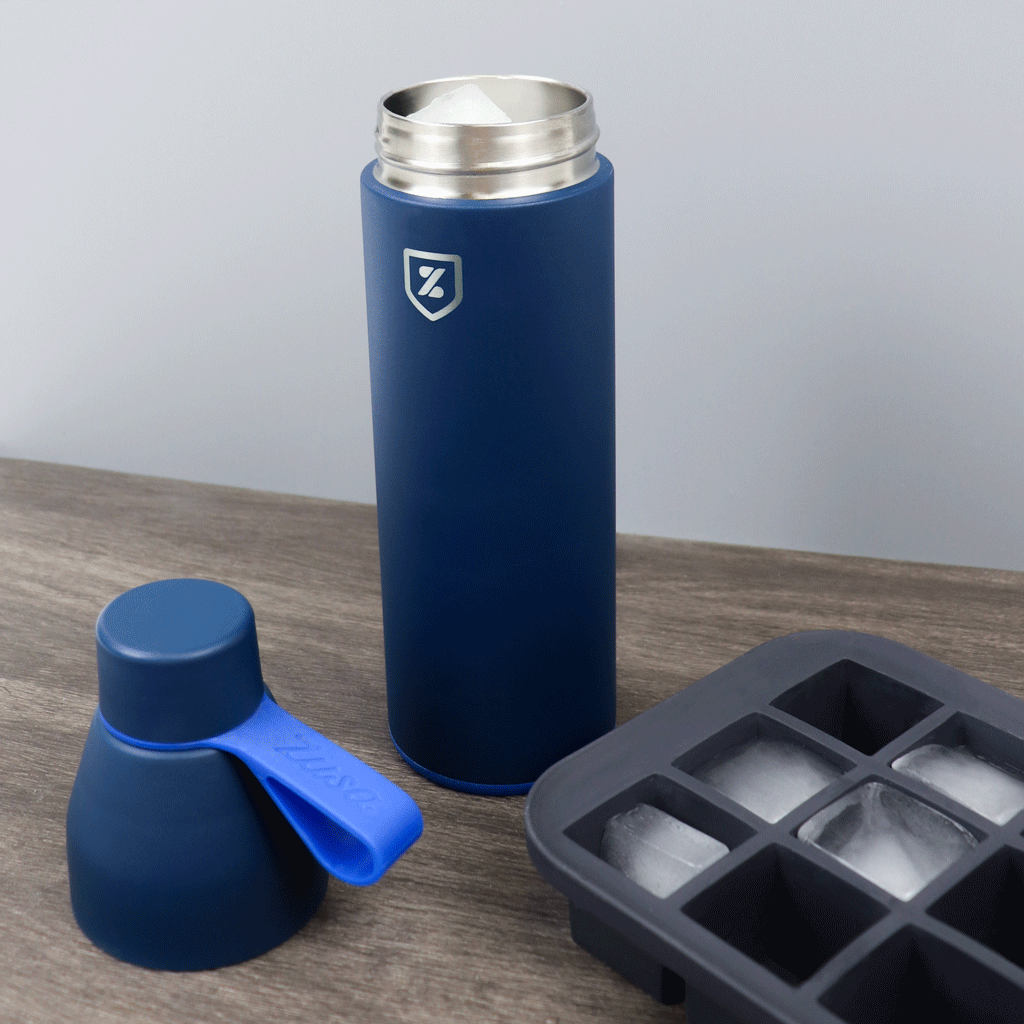 Zusa Navy Sidekick Water Bottle 20 oz