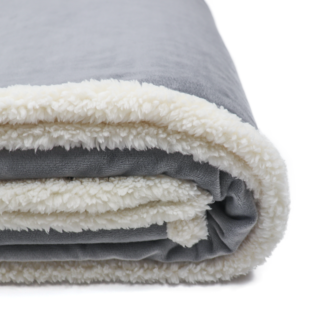 Zusa 3 Day Charcoal/Ivory Oversized Sherpa ZZZs Blanket